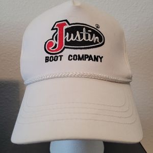 Justin Boot Company bright white embroidered snapback rope bill hat unisex